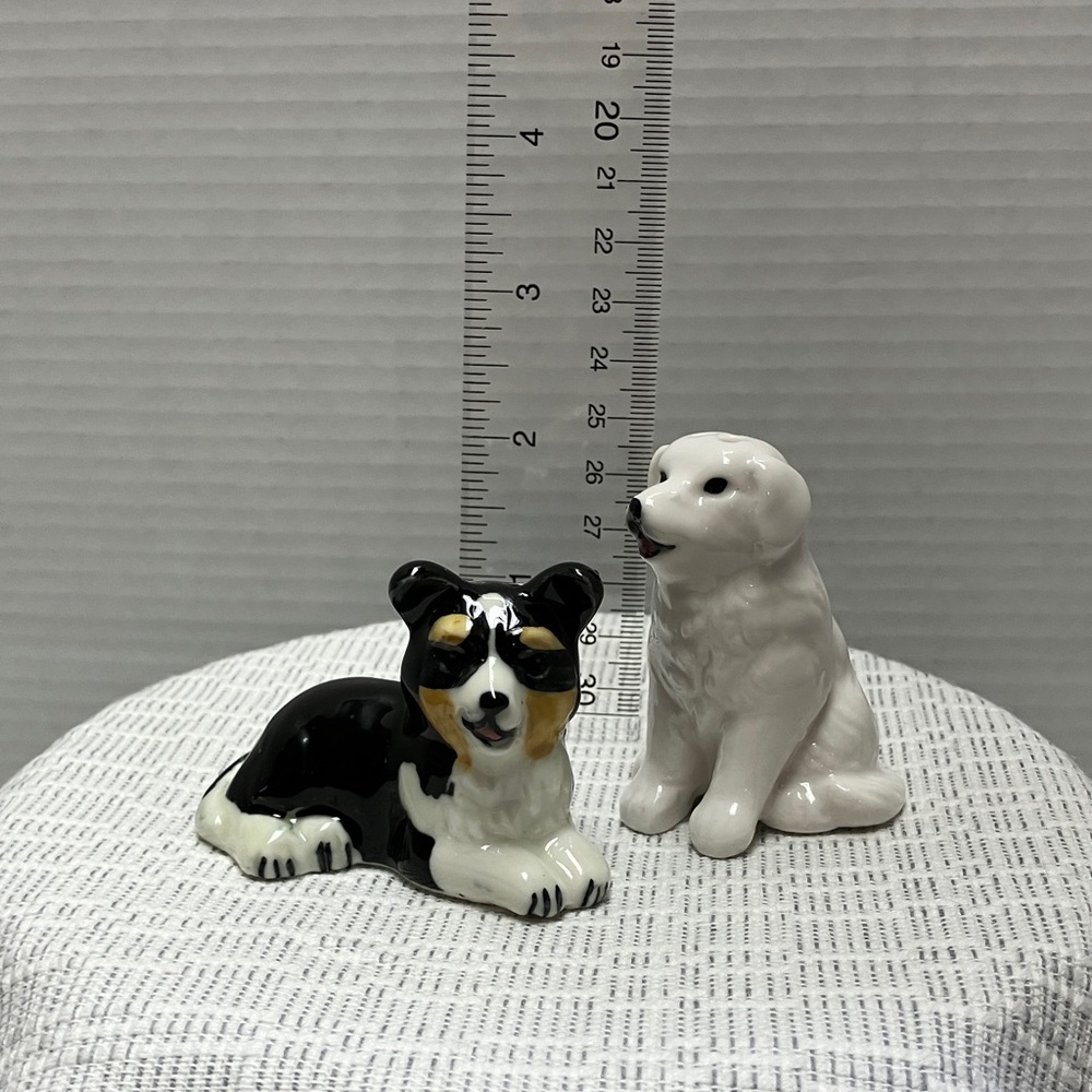Ceramic Dog Salt and Pepper Shakers - Picture 2 of 7